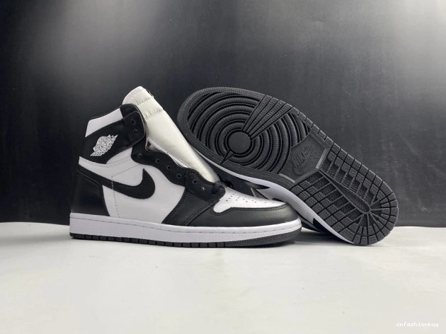 Air Retro (2014) Black 1 555088-010 White Jordan 0818